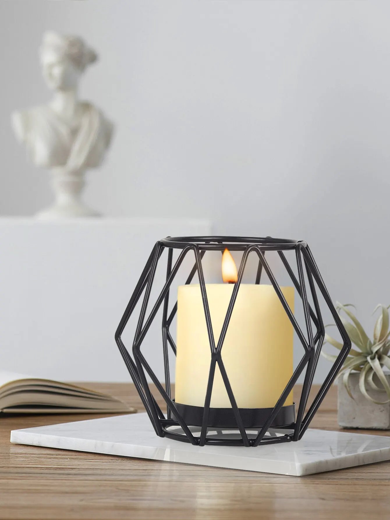 1pc Creative Nordic Iron Art Geometric Candlestick Indoor Decoration Aromatherapy Candle Holder Romantic Table Decoration